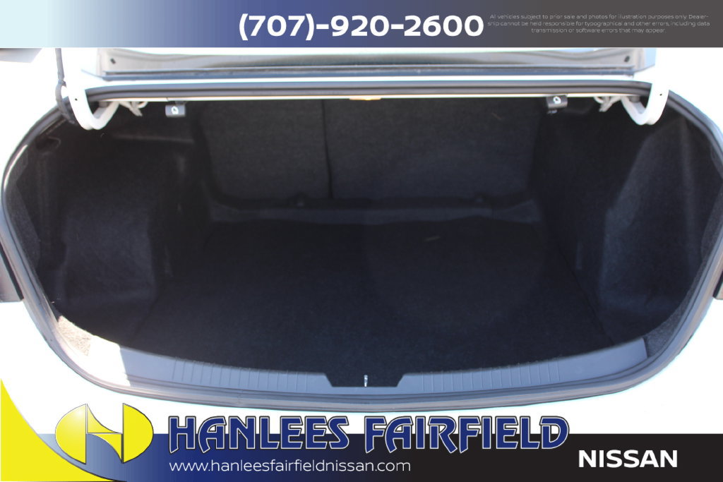 Used 2024 Chevrolet Malibu LT FWD image 10