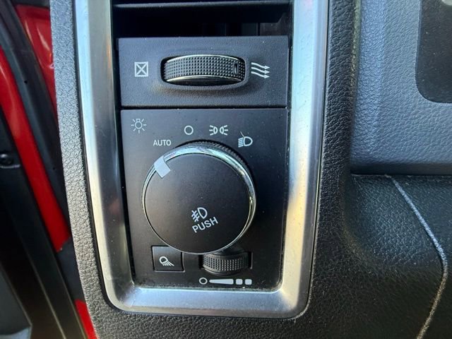 Certified 2019 RAM 1500 Classic Warlock AWD/4WD image 15