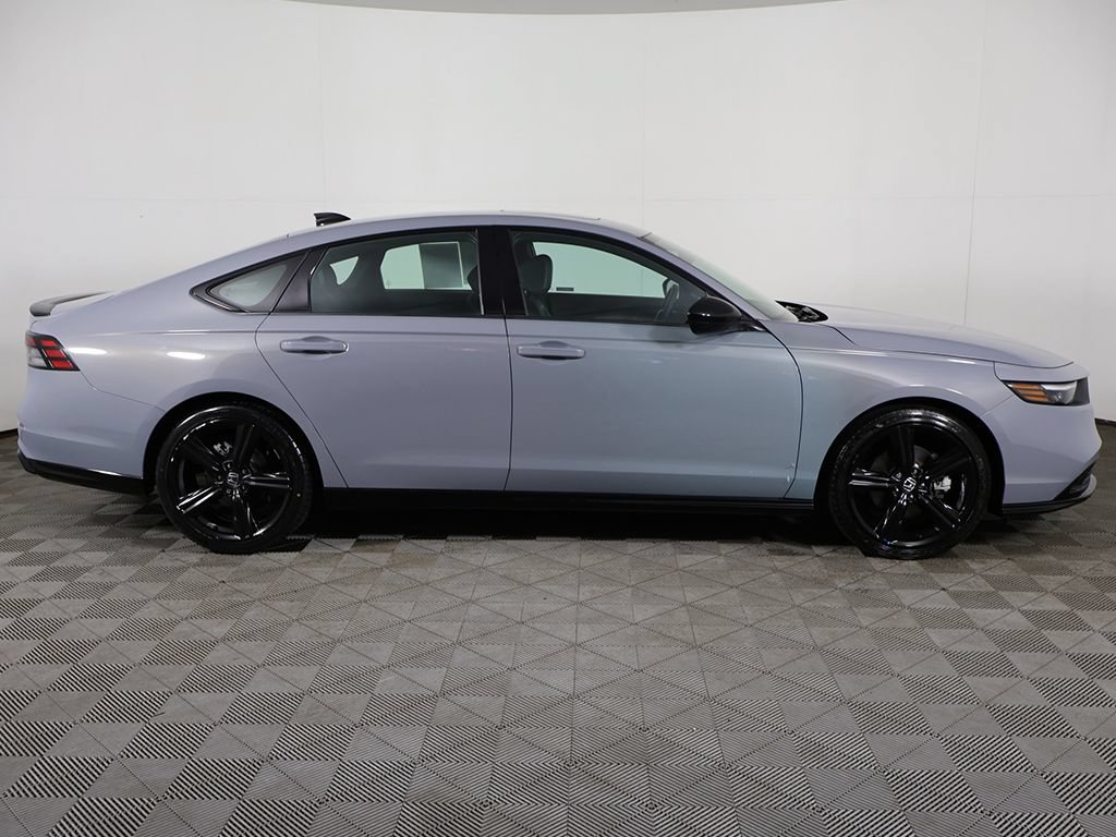 Used 2023 Honda Accord Sport image 18