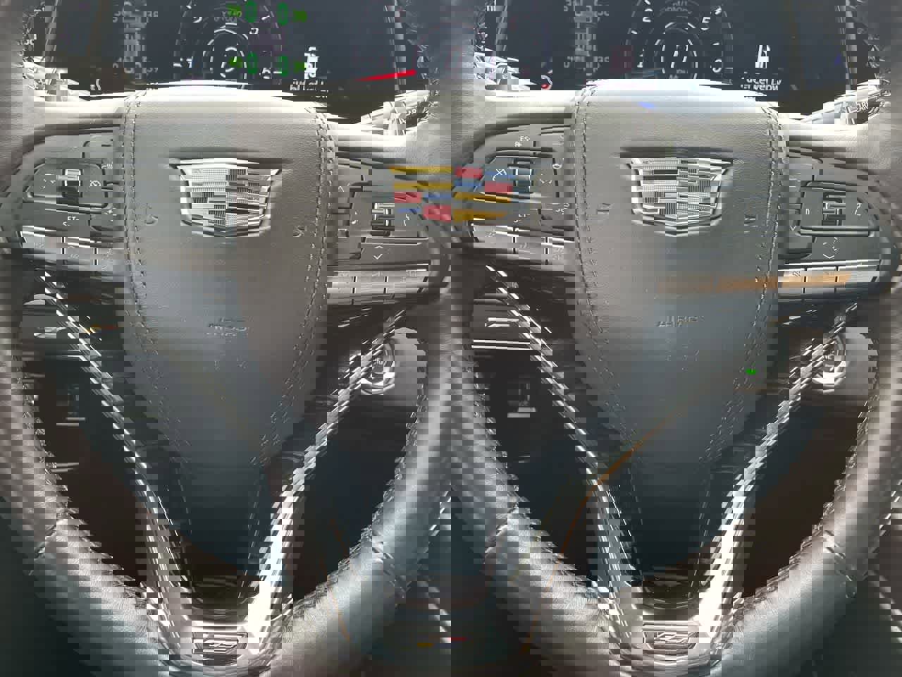 Certified 2024 Cadillac Escalade ESV V w/ LPO, ONYX Package image 10