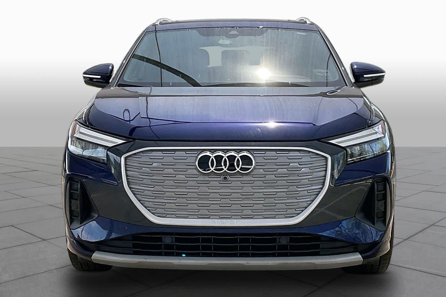 Used 2023 Audi Q4 e-tron Premium Plus w/ Premium Plus RWD image 3