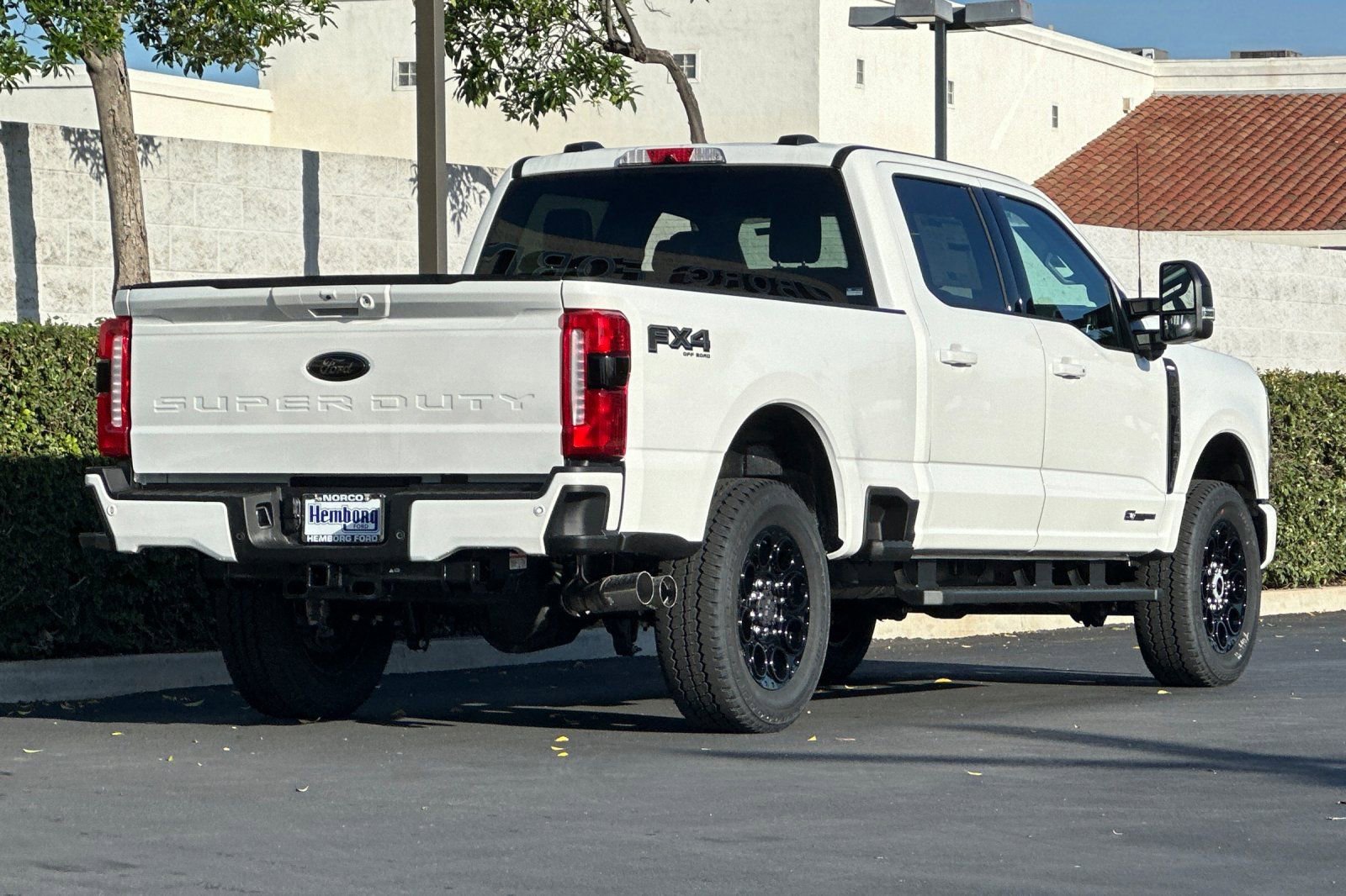 New 2026 Ford F250 Lariat w/ Black Appearance Package image 4