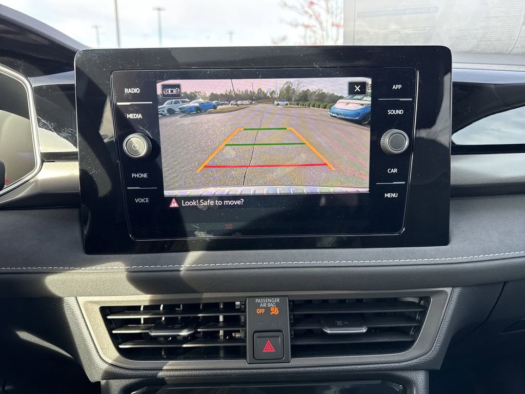 New 2026 Volkswagen Taos SE image 29