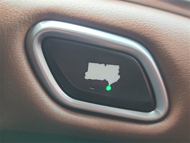 Used 2018 Buick LaCrosse Avenir image 17