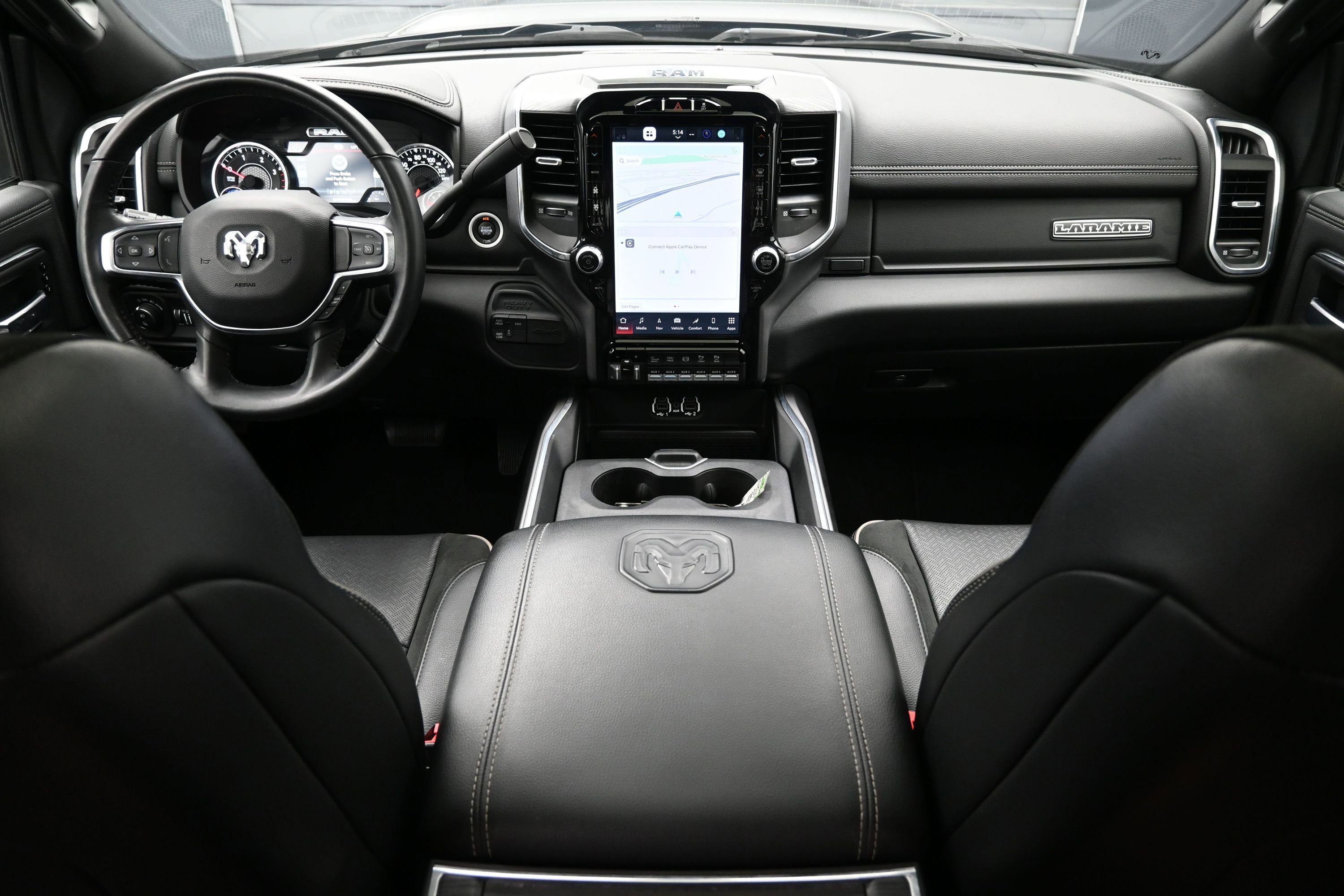 Used 2024 RAM 3500 Laramie w/ Night Edition AWD/4WD image 14