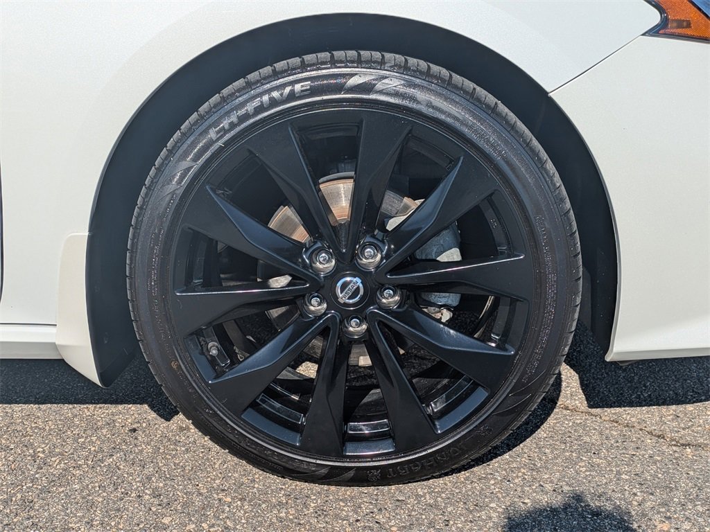 Used 2021 Nissan Altima 2.5 Platinum image 9