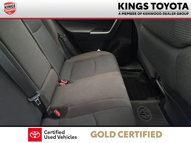 Used 2023 Toyota RAV4 LE image 9