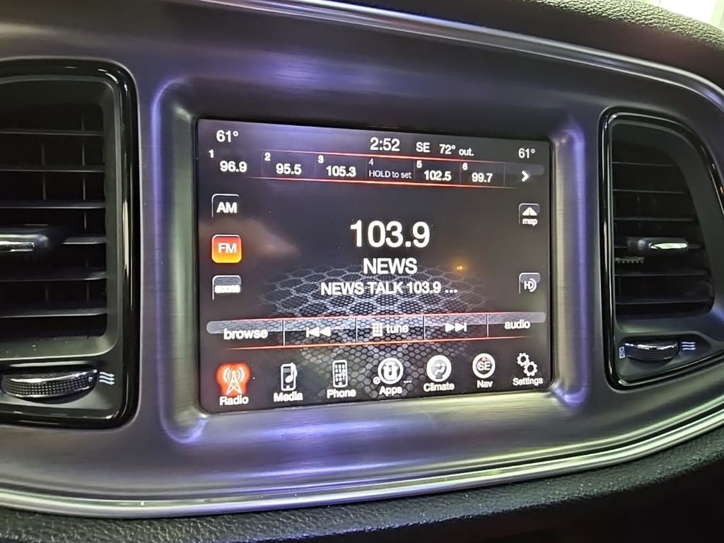 Used 2016 Dodge Challenger R/T image 14