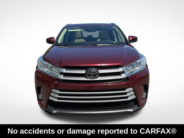 Used 2017 Toyota Highlander XLE AWD/4WD image 2