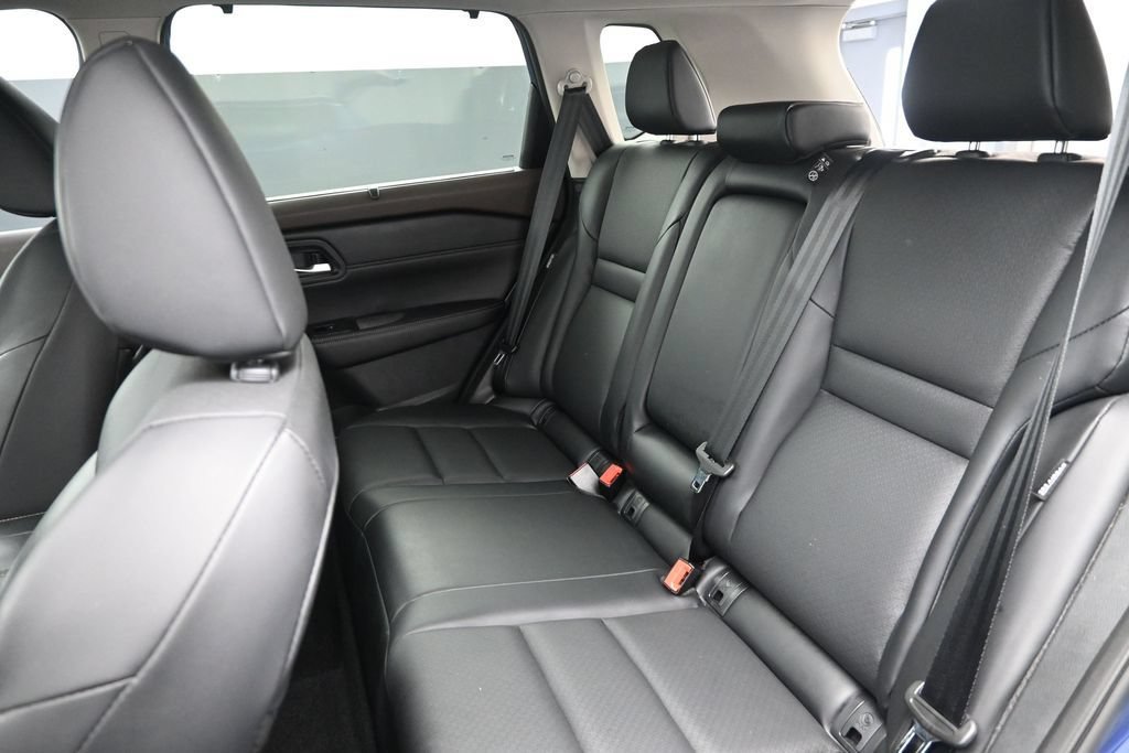 Used 2023 Nissan Rogue SV w/ SV Premium B Package FWD image 18