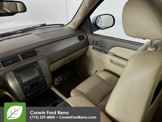 Used 2012 Chevrolet Avalanche LT AWD/4WD image 25
