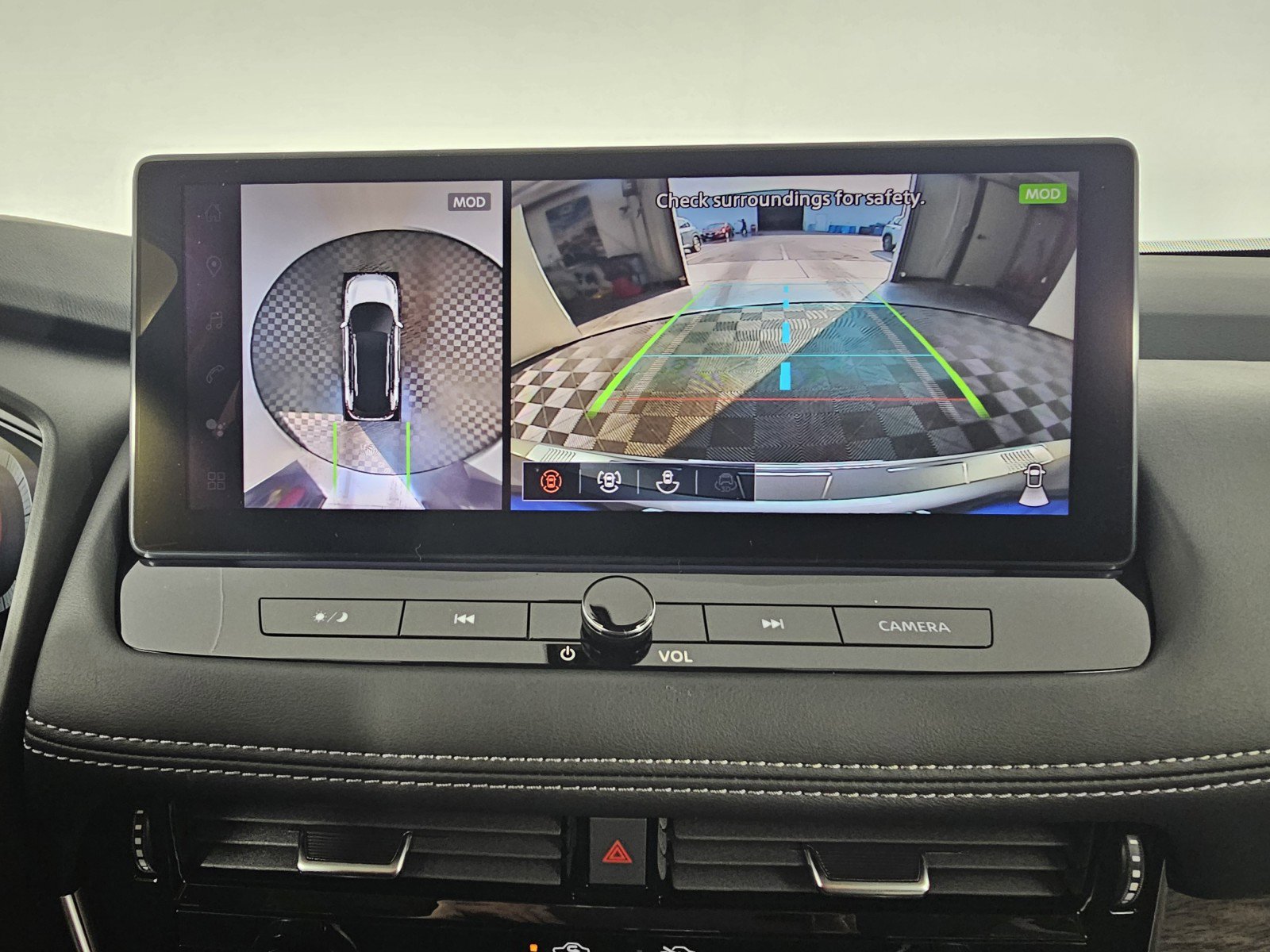 New 2026 Nissan Rogue Platinum image 32