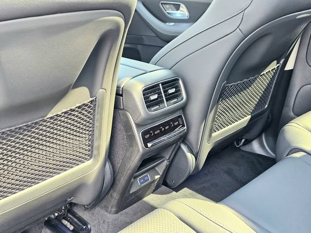 New 2026 Mercedes-Benz GLS 450 4MATIC image 25
