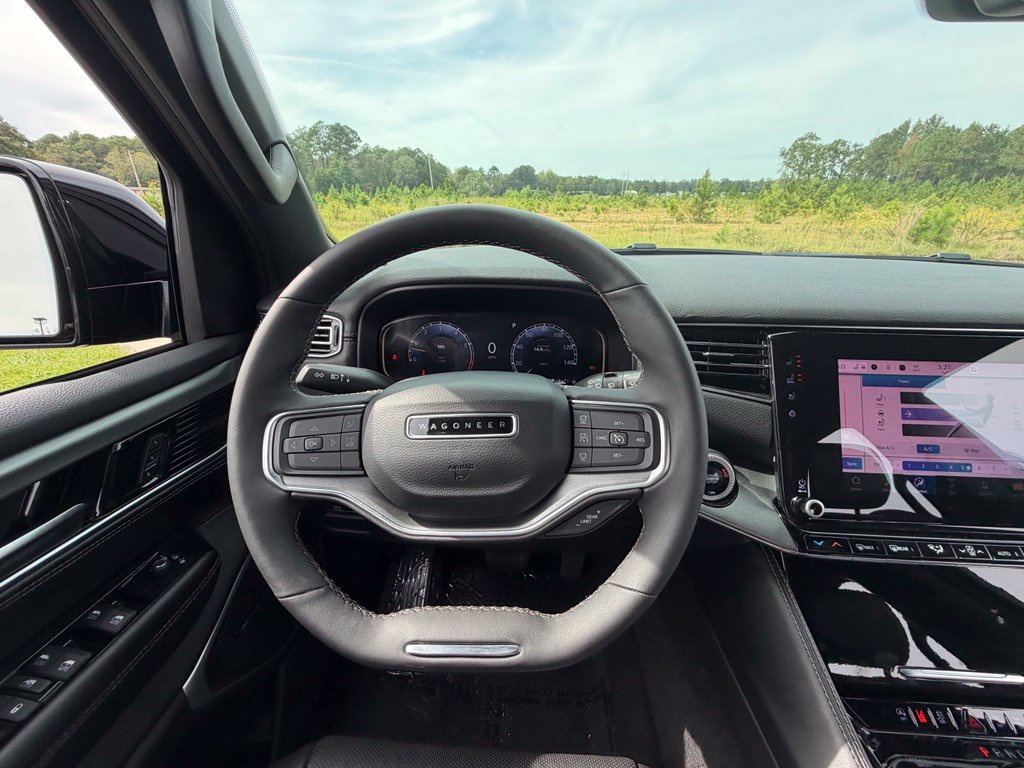 Used 2024 Jeep Wagoneer Series II AWD/4WD image 23