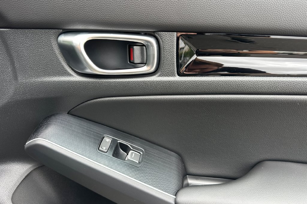 Used 2026 Honda Civic Sport Touring image 15