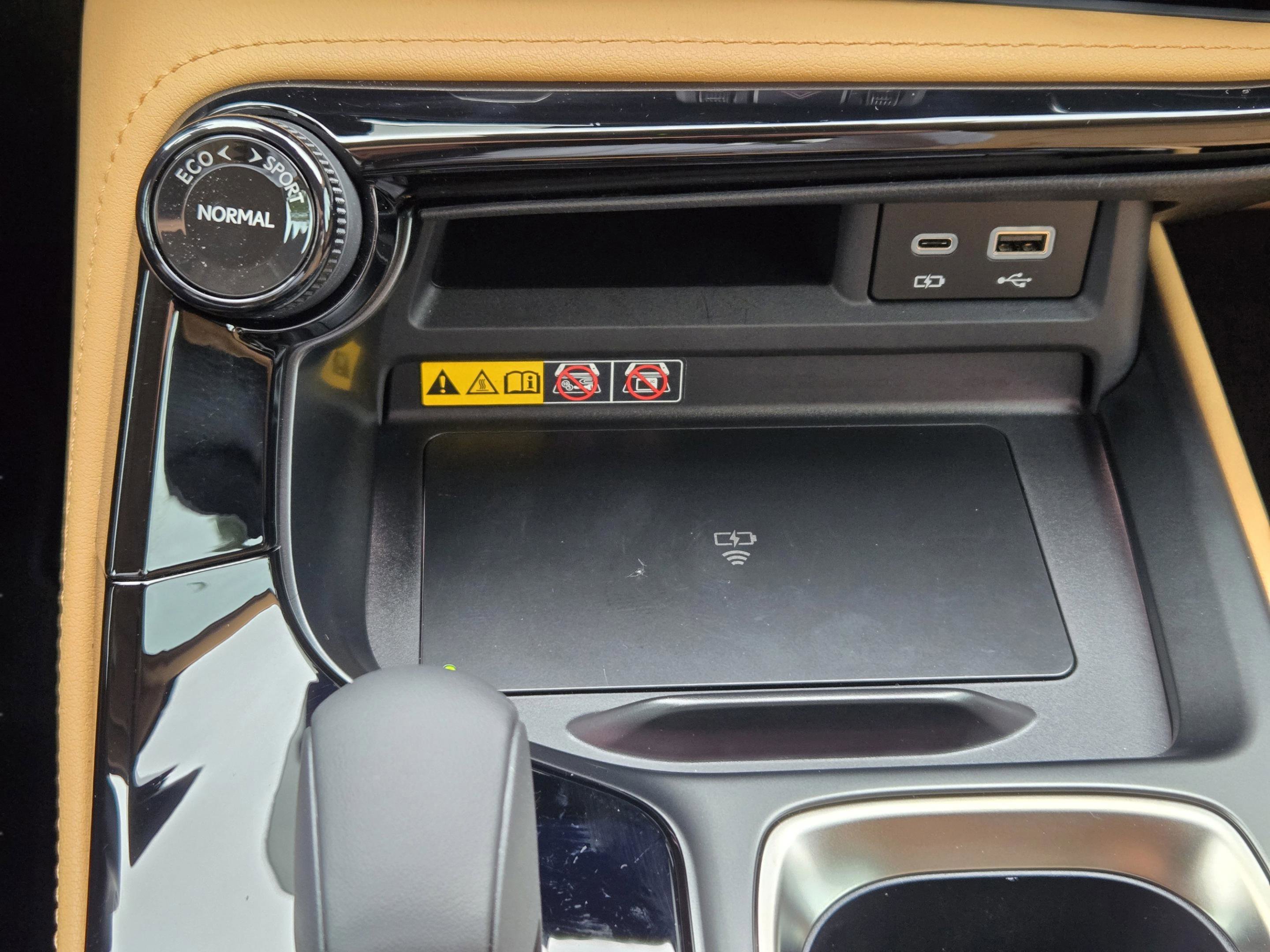 Certified 2026 Lexus NX 350h FWD w/ Accessory Package (2T) image 17