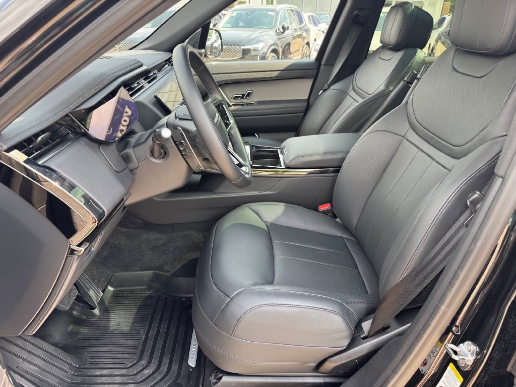 Certified 2025 Land Rover Range Rover Sport SE AWD/4WD image 8