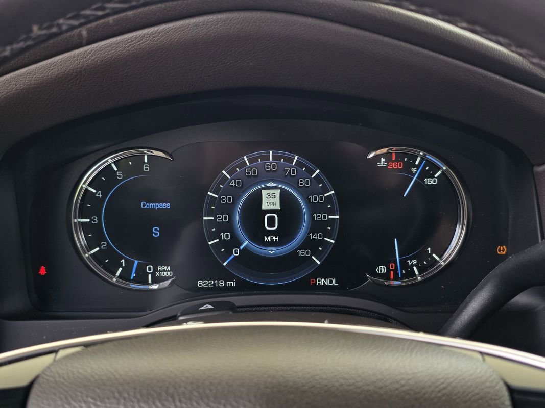 Used 2017 Cadillac Escalade ESV Luxury image 13