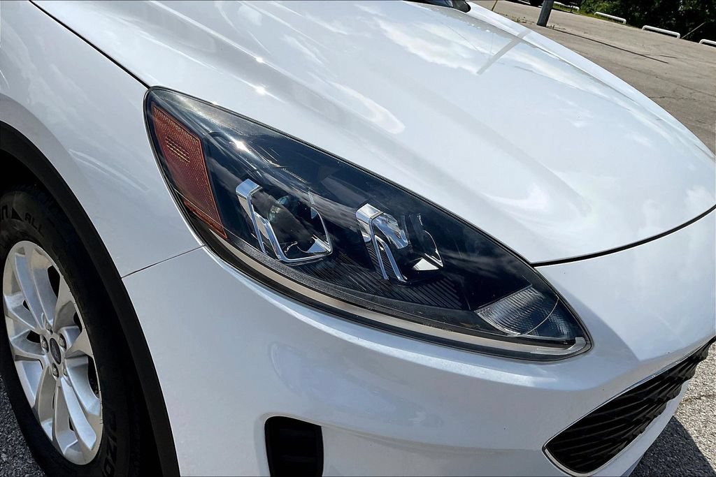Used 2021 Ford Escape SE FWD image 26