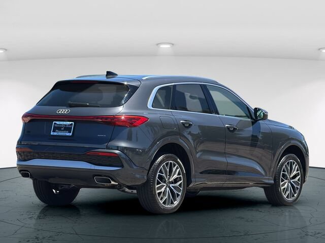 Used 2025 Audi Q5 Premium Plus AWD/4WD image 7