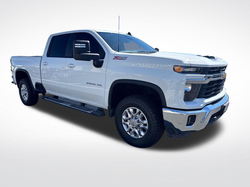 Used 2025 Chevrolet Silverado 2500 LT AWD/4WD image 7