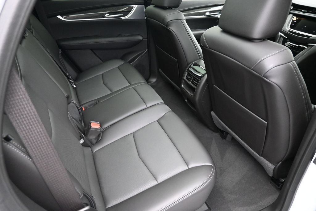 Certified 2024 Cadillac XT5 Sportv w/ Technology Package AWD/4WD image 29