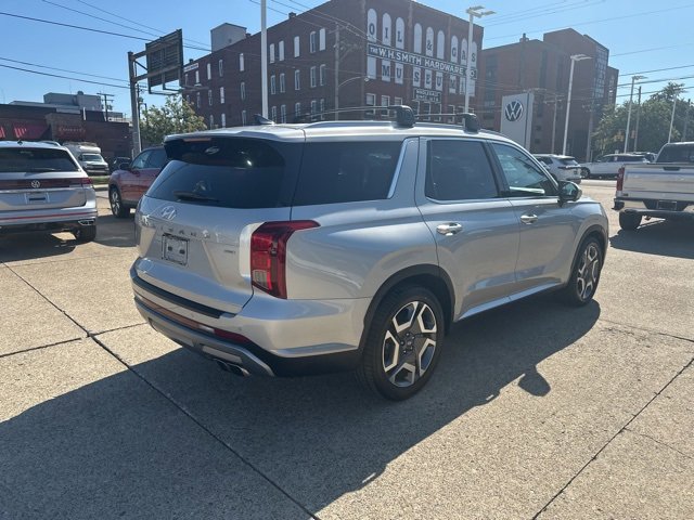 Used 2023 Hyundai Palisade SEL w/ Cargo Package image 5