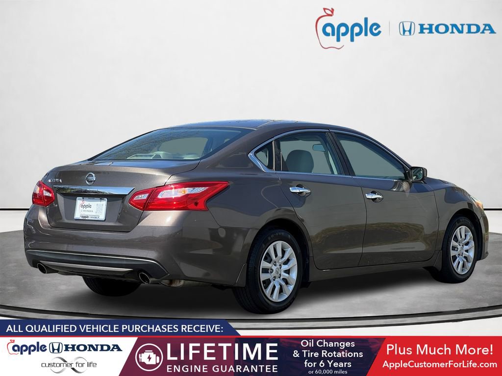 Used 2016 Nissan Altima 2.5 S w/ Power Driver Seat Package image 5