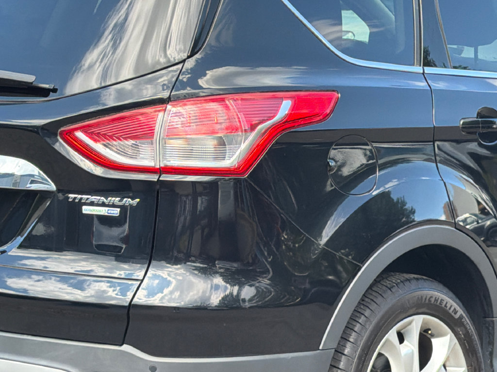 Used 2016 Ford Escape Titanium AWD/4WD image 5
