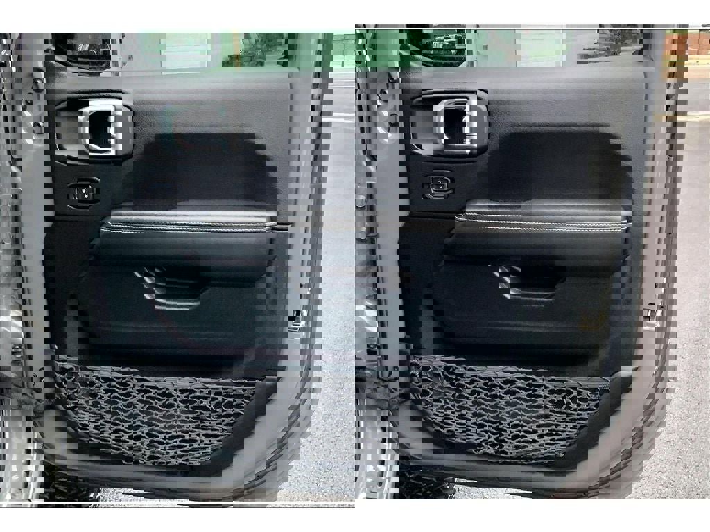 Used 2020 Jeep Gladiator Overland w/ Popular Equipment Package image 25