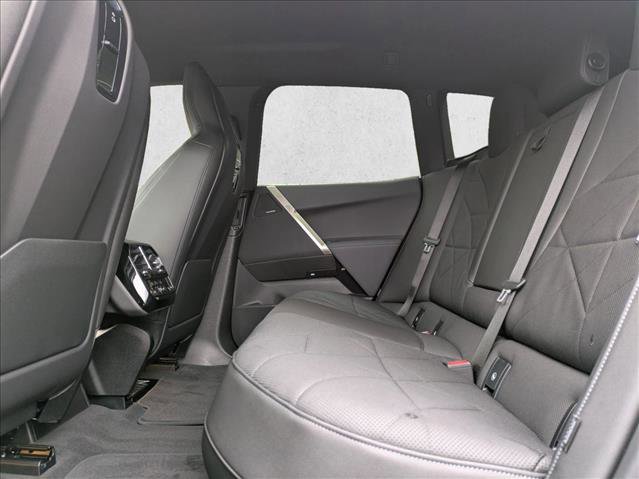 Used 2026 BMW iX xDrive45 image 17