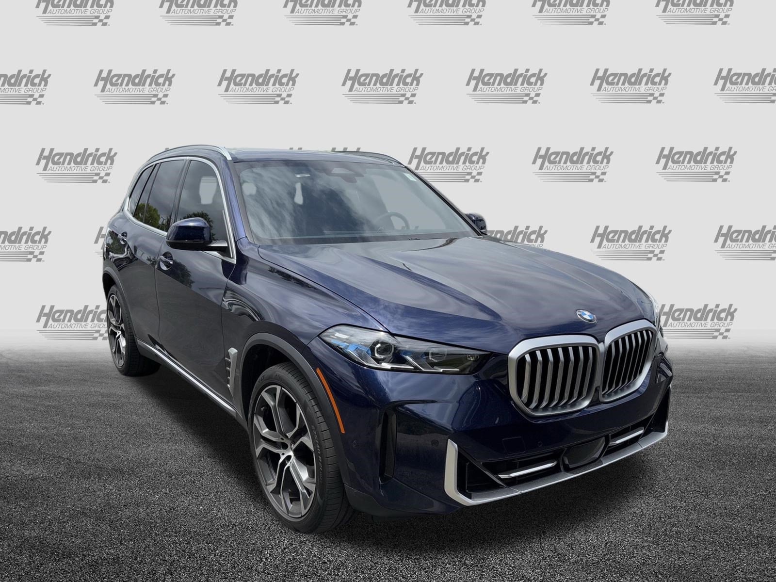 Certified 2024 BMW X5 sDrive40i w/ Premium Package RWD image 5