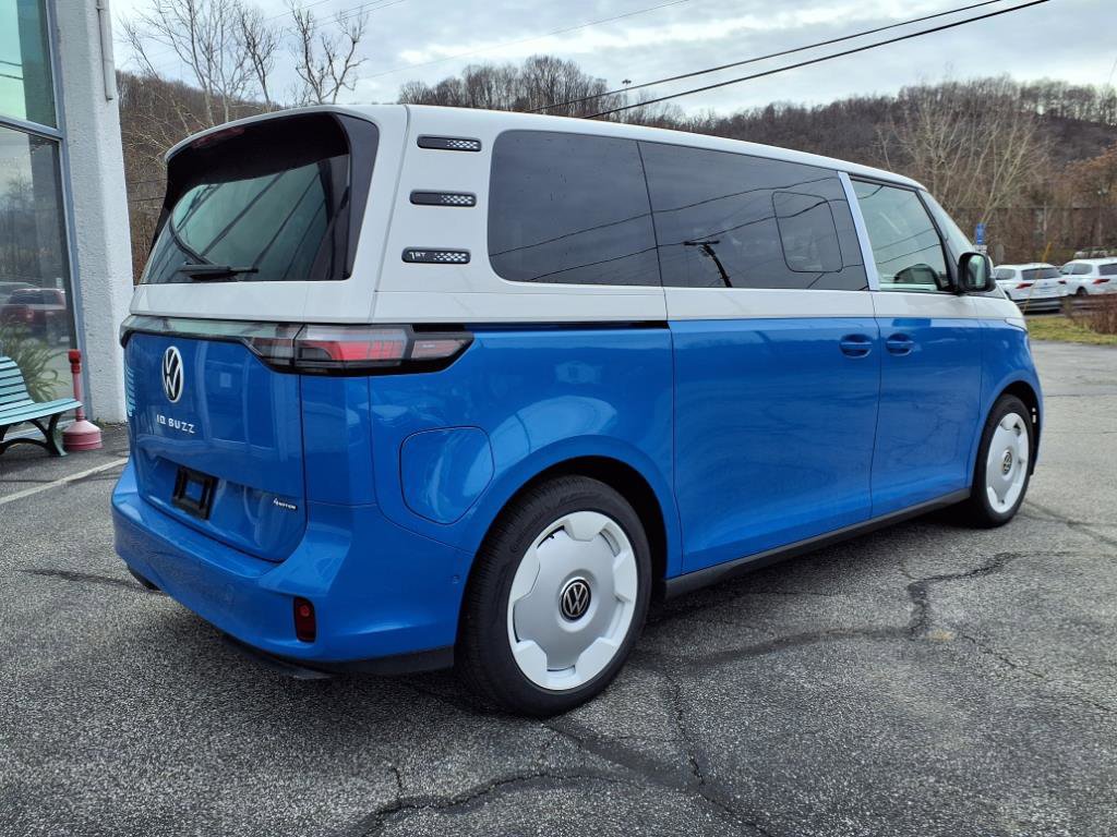 New 2025 Volkswagen ID. Buzz 1st Edition image 3