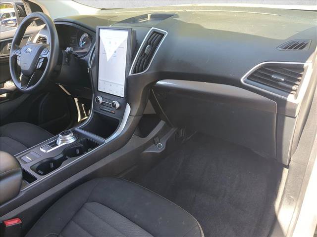 Used 2024 Ford Edge SE w/ Black Appearance Package AWD/4WD image 21