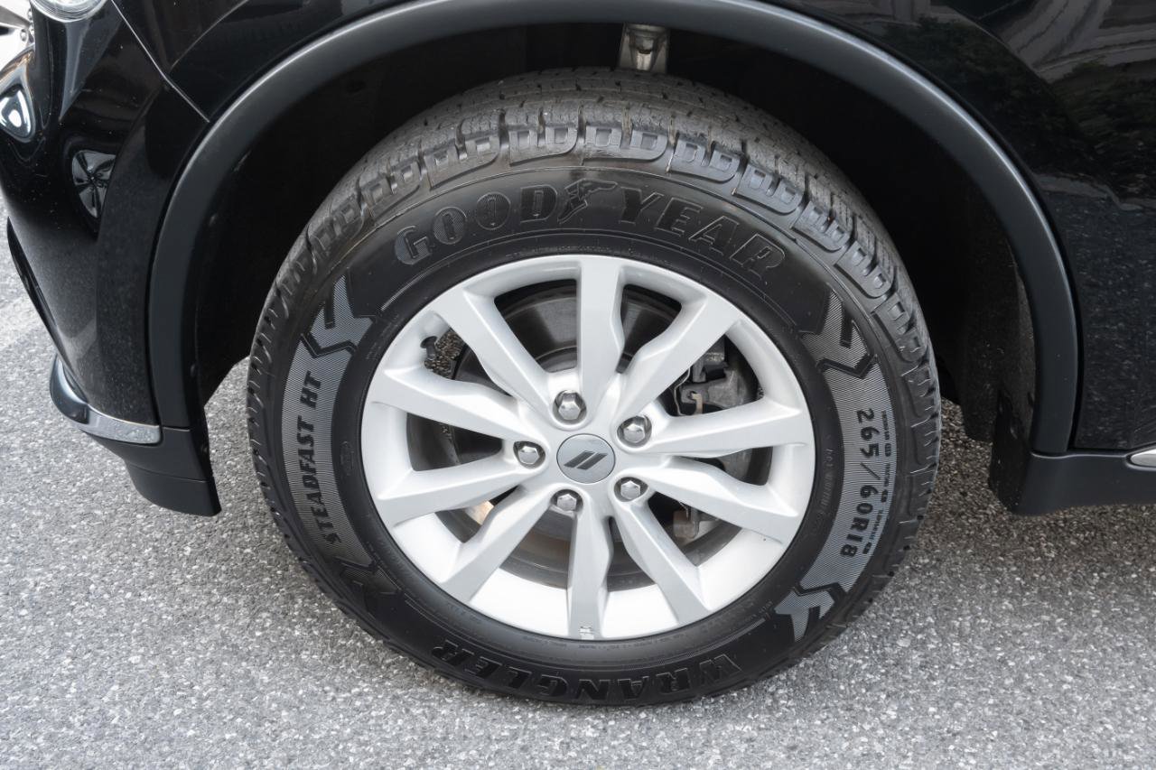 Used 2019 Dodge Durango SXT image 32