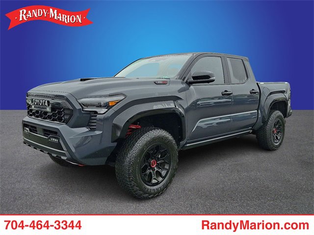 Used 2025 Toyota Tacoma TRD Pro video 1