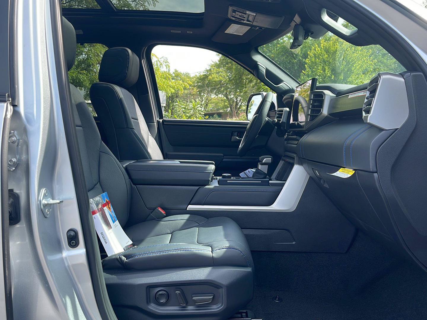 New 2026 Toyota Sequoia Platinum AWD/4WD image 11