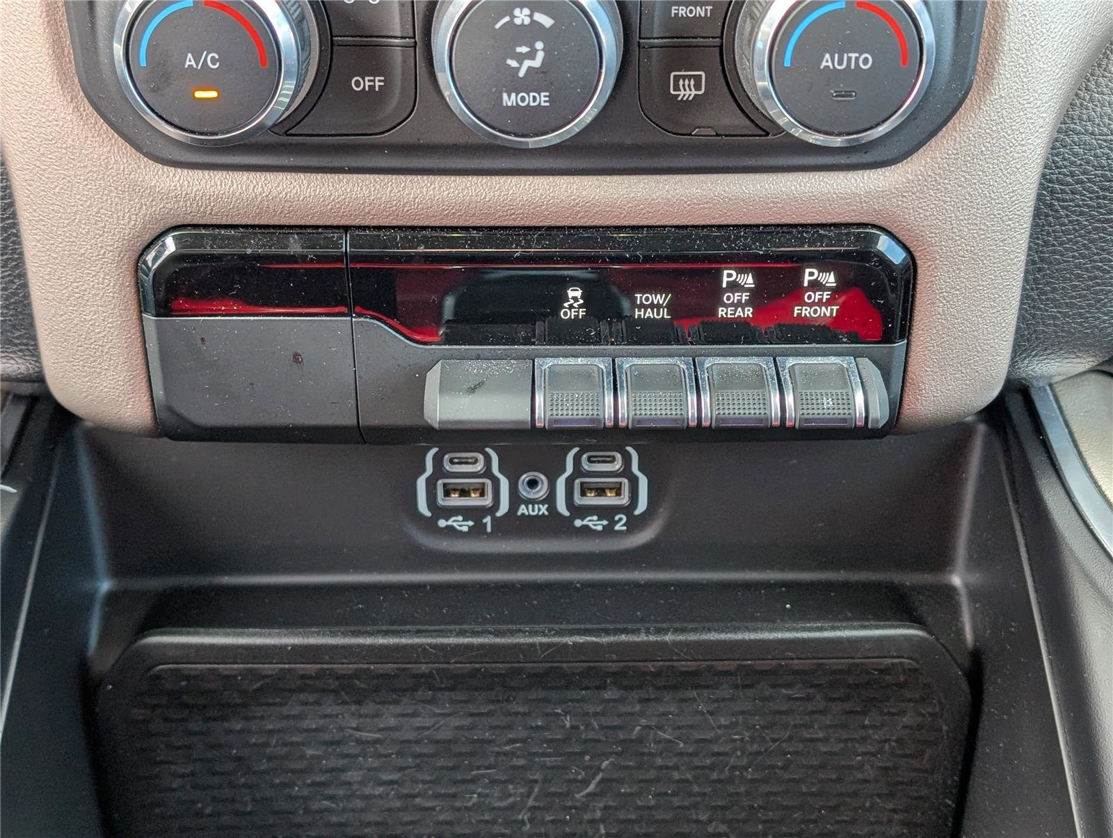 Used 2021 RAM 1500 Laramie image 27