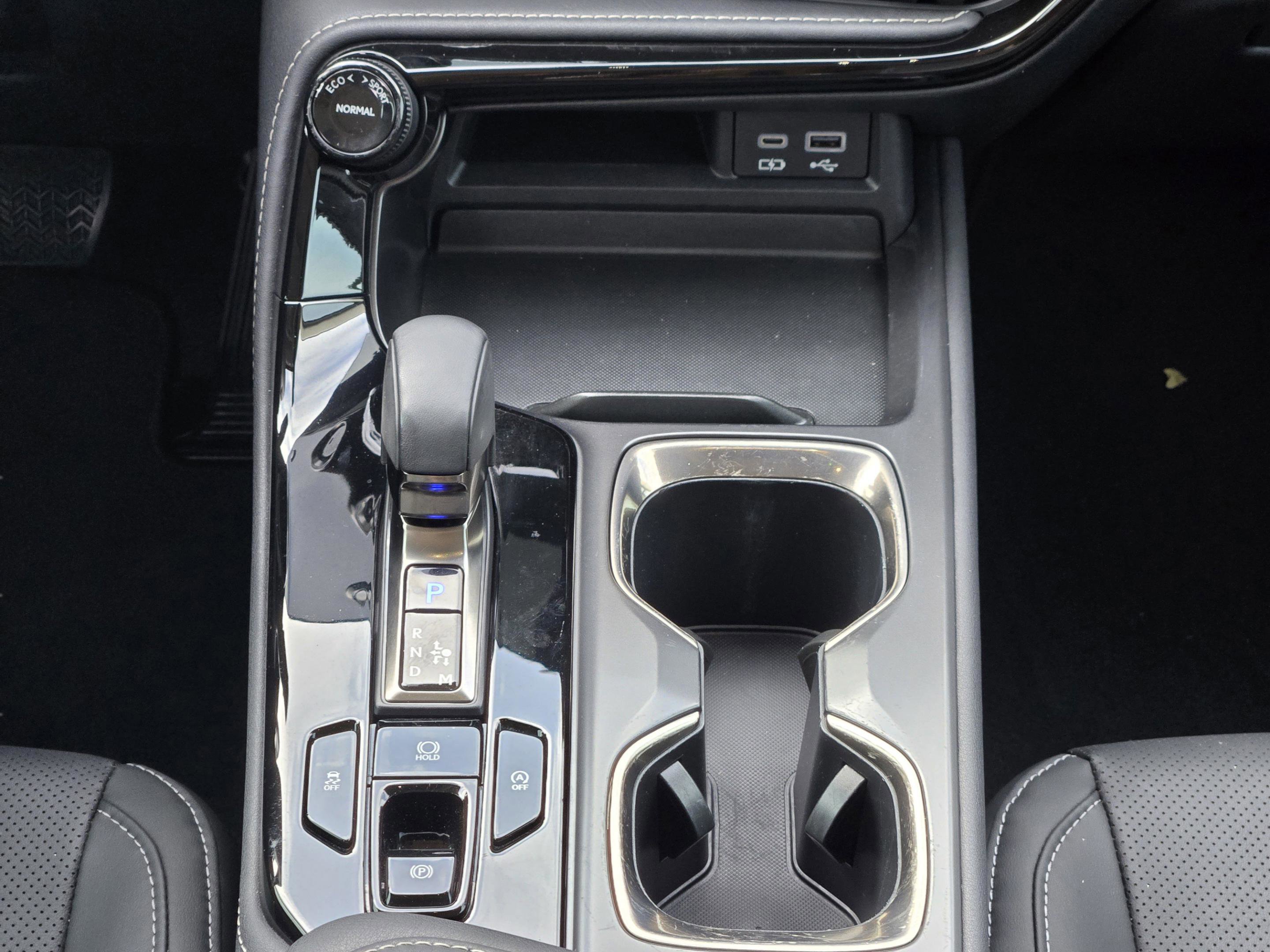 Used 2024 Lexus NX 250 FWD w/ Towing Package (2000 Lbs) image 15