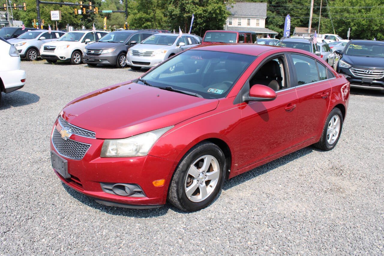 Used 2011 Chevrolet Cruze LT FWD image 2