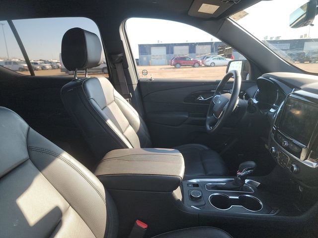 Used 2023 Chevrolet Traverse RS w/ LPO, Floor Liner Package image 16