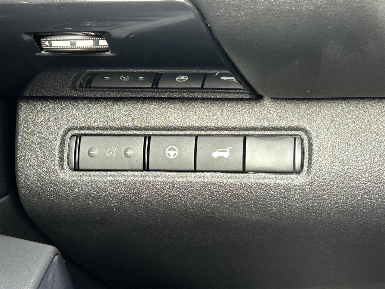 New 2026 Nissan Pathfinder SV FWD image 37
