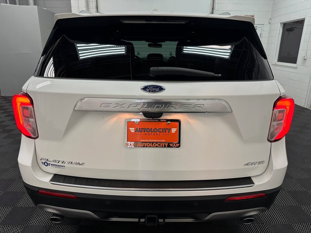 Used 2022 Ford Explorer Platinum w/ Class IV Trailer Tow Package AWD/4WD image 8