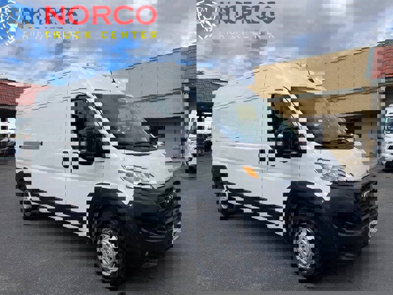 Used 2023 RAM ProMaster 2500 image 2