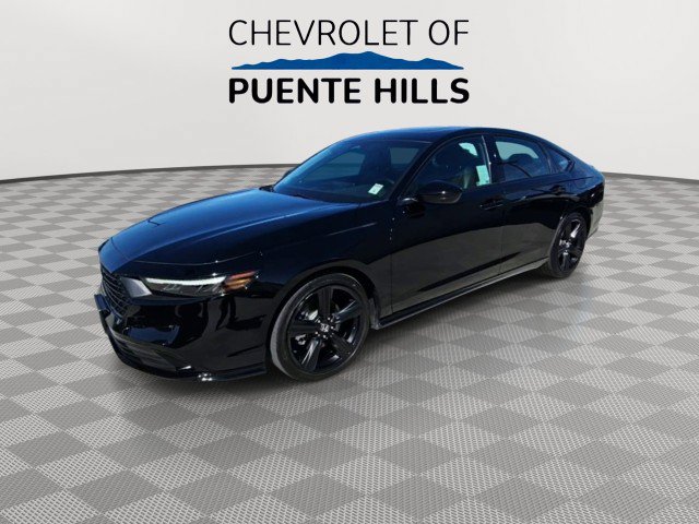 Used 2025 Honda Accord Sport image 4