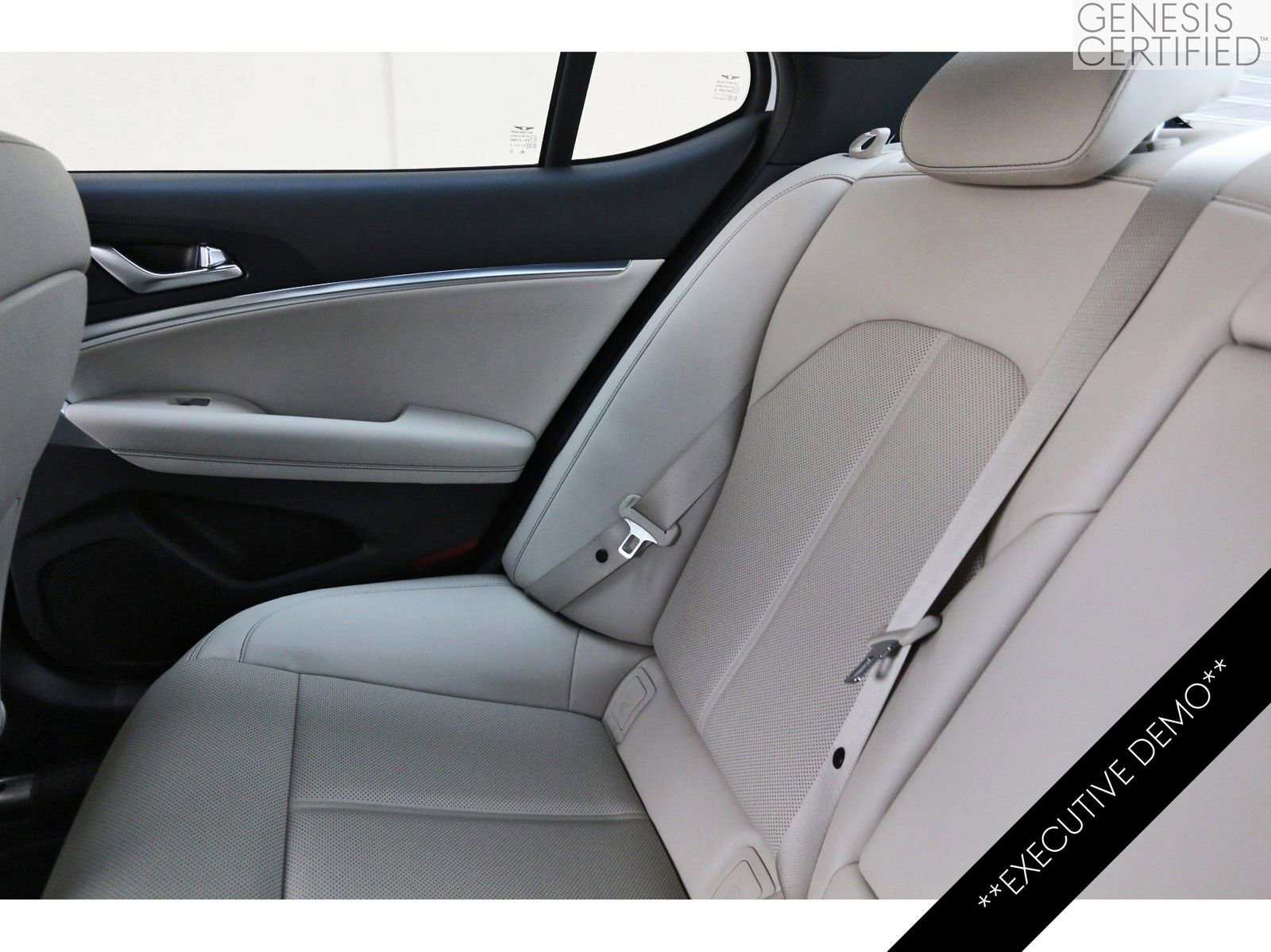 Used 2026 Genesis G70 2.5T RWD image 14