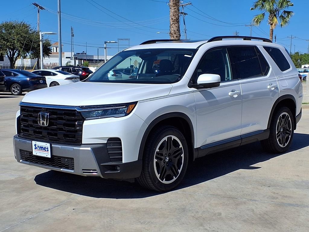 New 2026 Honda Pilot Touring image 3
