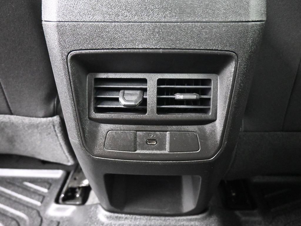 Used 2023 Chevrolet Colorado LT w/ LT Convenience Package II image 34