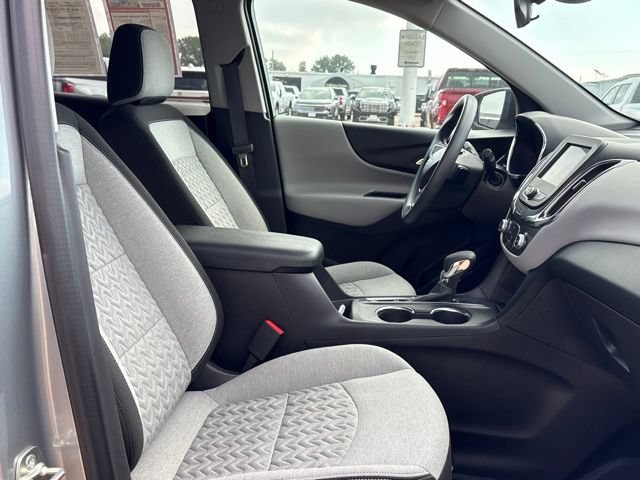 Used 2024 Chevrolet Equinox LS w/ LS Convenience Package FWD image 40
