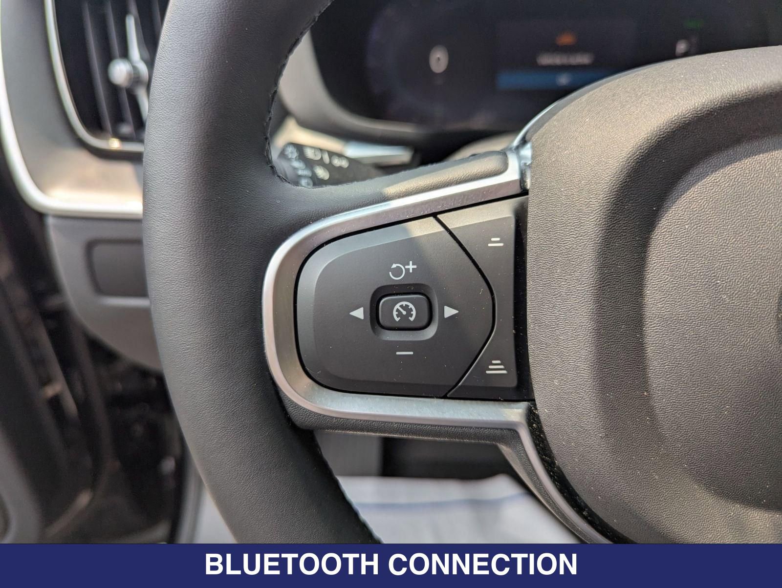 New 2025 Volvo XC60 T8 Core w/ Protection Package Premier AWD/4WD image 12